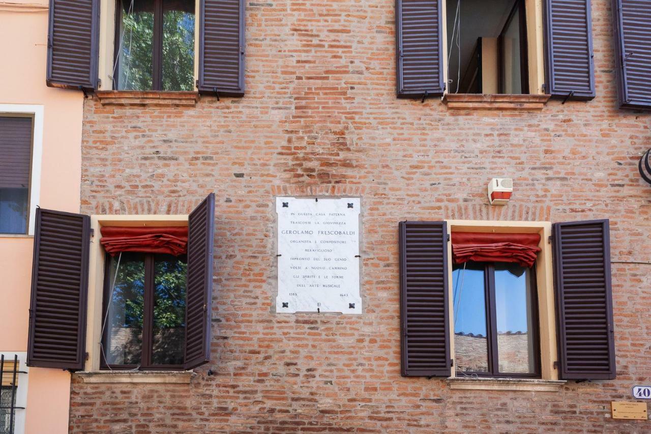 Duplex Apartment In Pieno Centro Φεράρα Εξωτερικό φωτογραφία